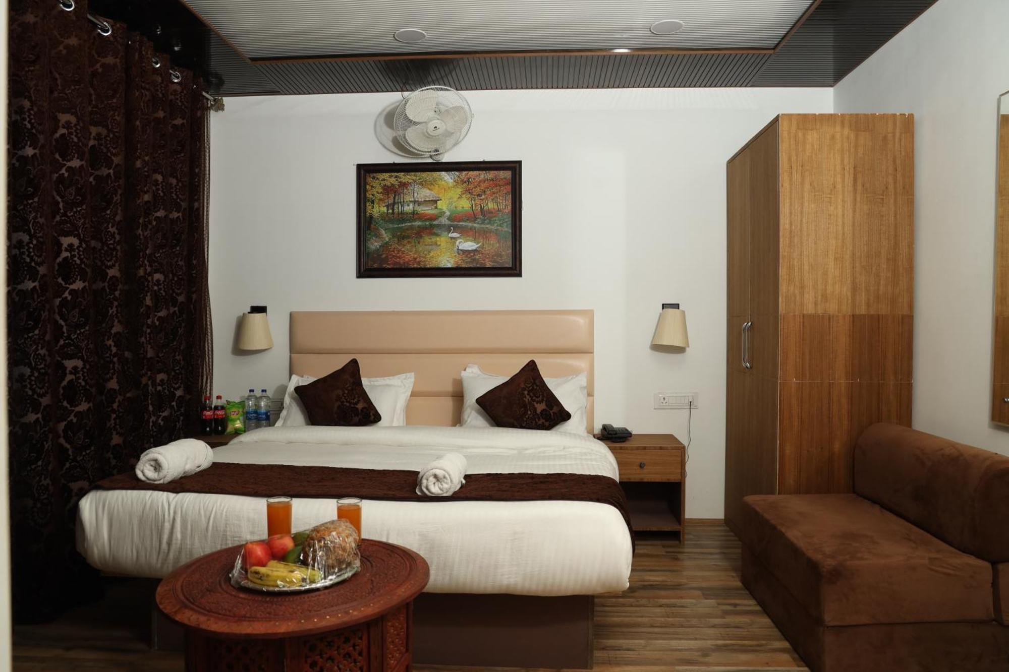 Mountain Orchard Retreat Pahalgam Hotel Exterior photo