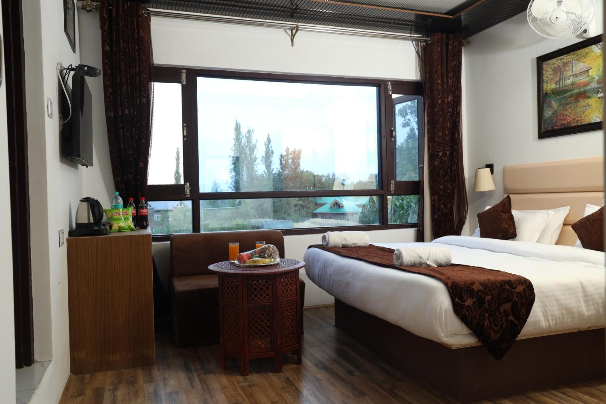 Mountain Orchard Retreat Pahalgam Hotel Exterior photo