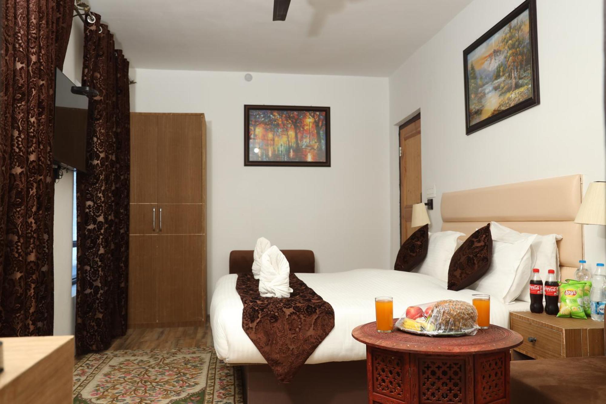 Mountain Orchard Retreat Pahalgam Hotel Exterior photo